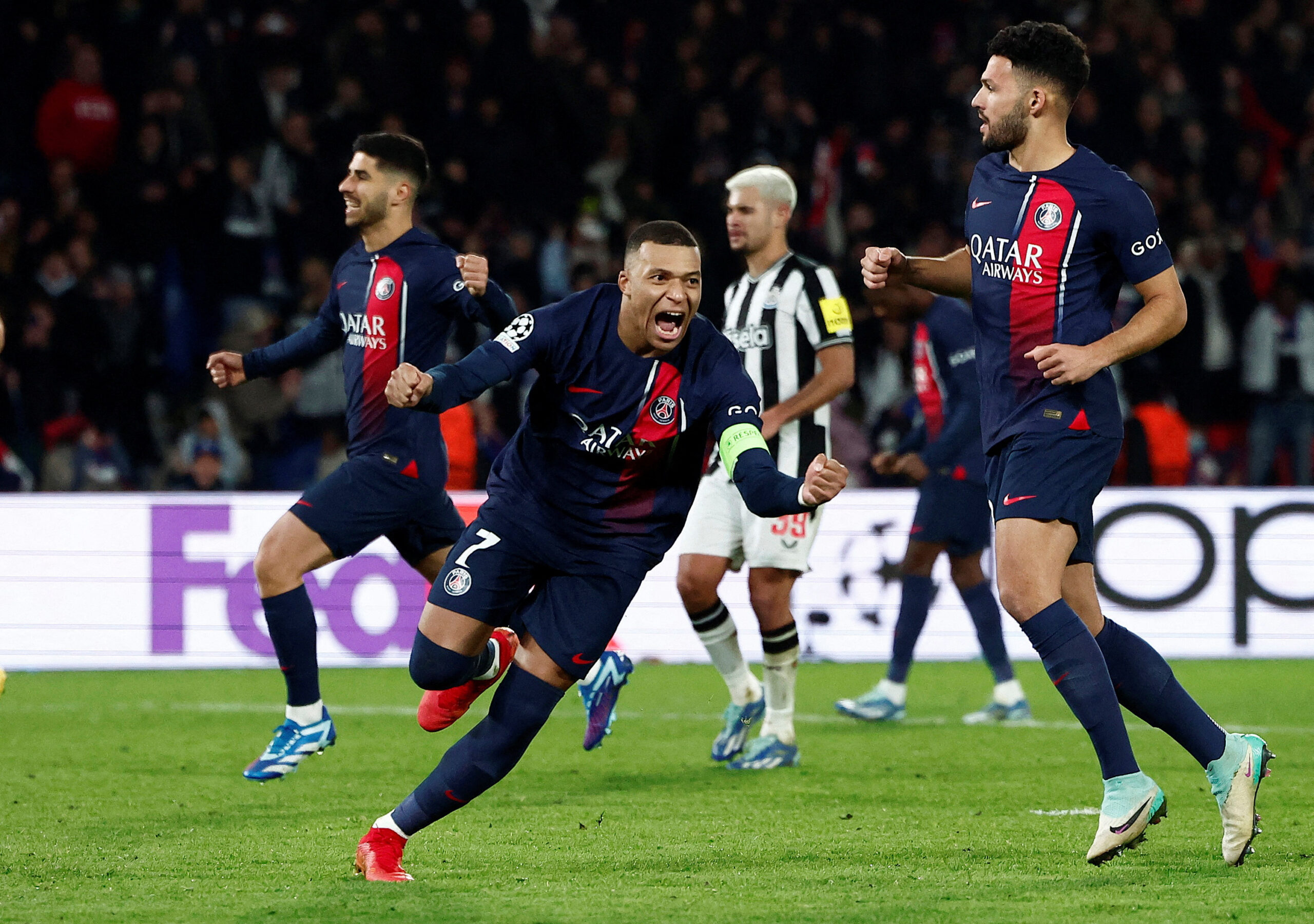 Soi kèo Revel vs PSG ngày 8/1